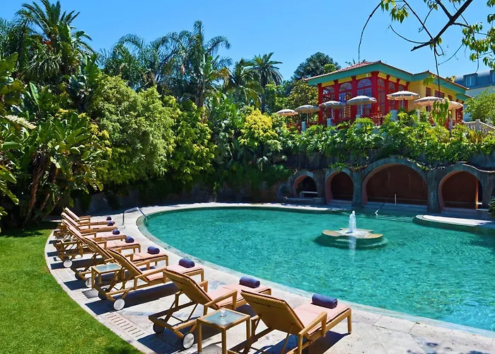 Pet Friendly hotel: Pestana Palace Lisboa Hotel & National Monument - The Leading Hotels Of The World