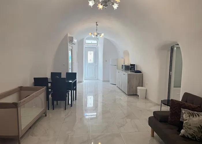 Cheap hotel: Hotel Hellas