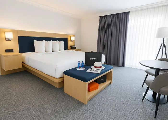 The Live Hotel