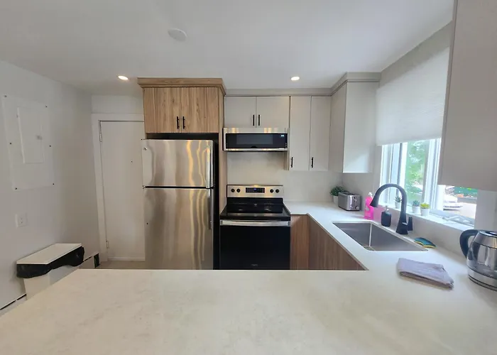 Apart hotel: Jstlikehome - Serenity Suites & Guesthouse