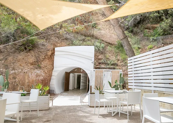 Apulia Hotel Baia Dei Faraglioni Resort