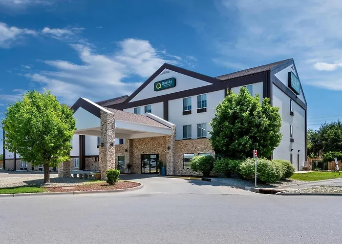 Family resorts Quality Inn & Suites Manhattan