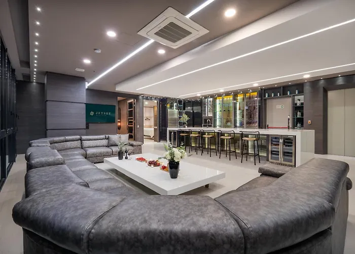 Europa Suites