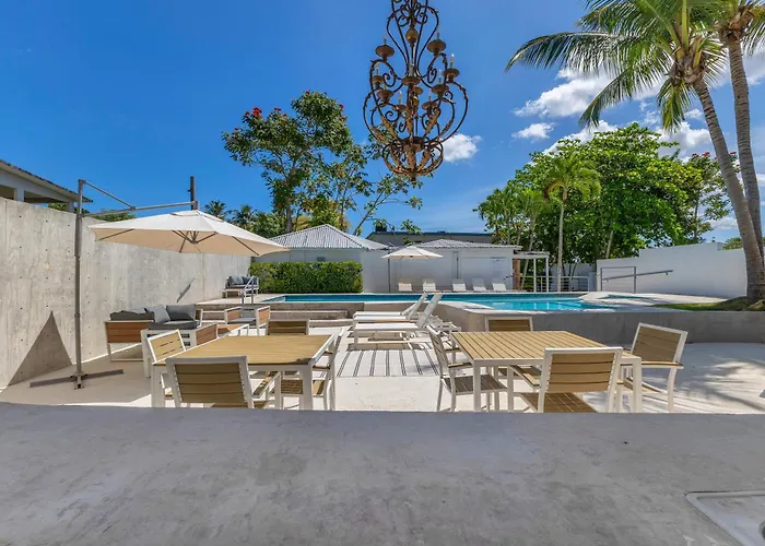 Cheap hotel: Viento Beach Lodge