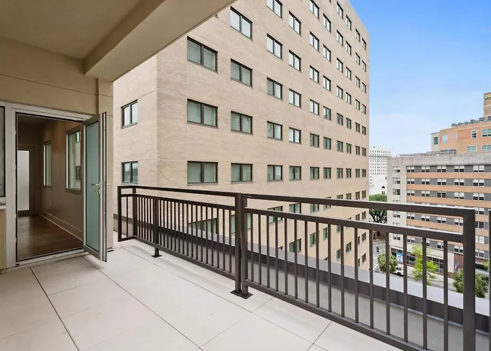 Family Hotel: The Eleanor New Orleans