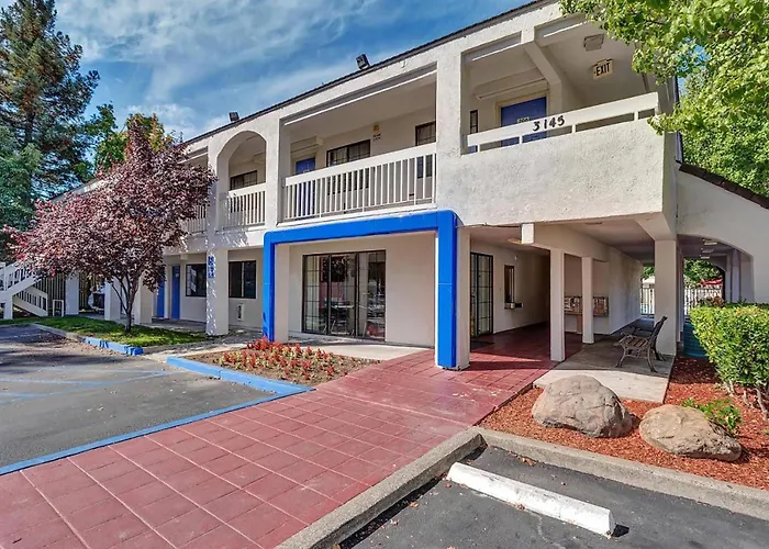 Central hotel: Motel 6-Santa Rosa, Ca - North