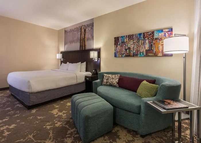 Hotels Close to Airport Courtyard By Marriott Portland City Center