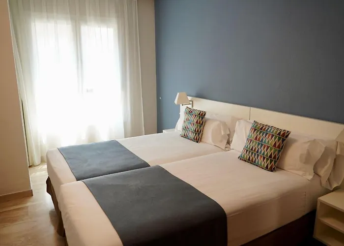Aparthotel Los Girasoles