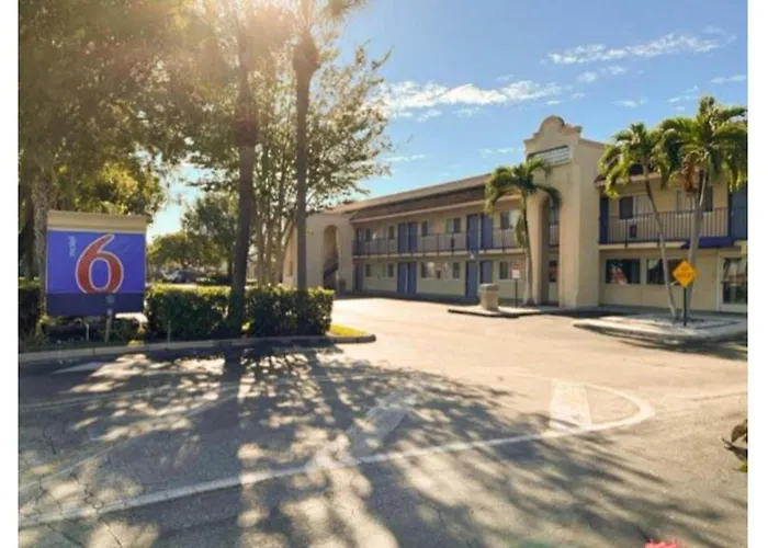 Resort: Motel 6 Riviera Beach Fl