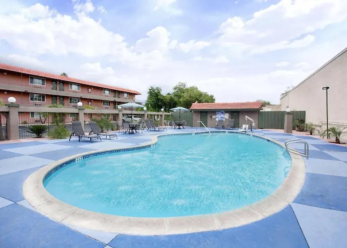 Cheap hotels Motel 6 Pasadena, Ca Old Town Pasadena Area