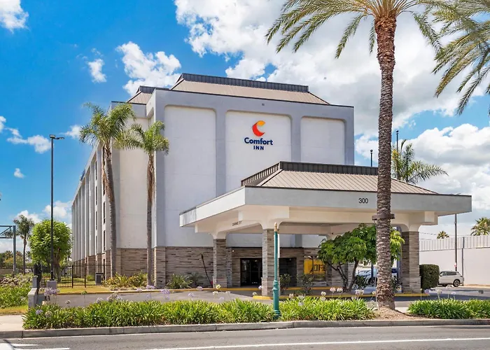 Comfort Anaheim Resort