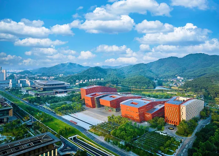 Hotel con tenis: Guangzhou Baiyun International Convention Center
