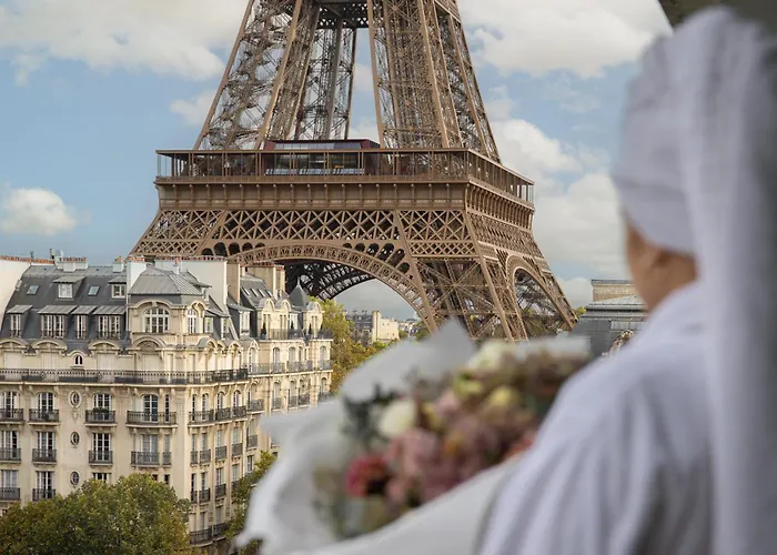 Family Hotel: Pullman Paris Tour Eiffel