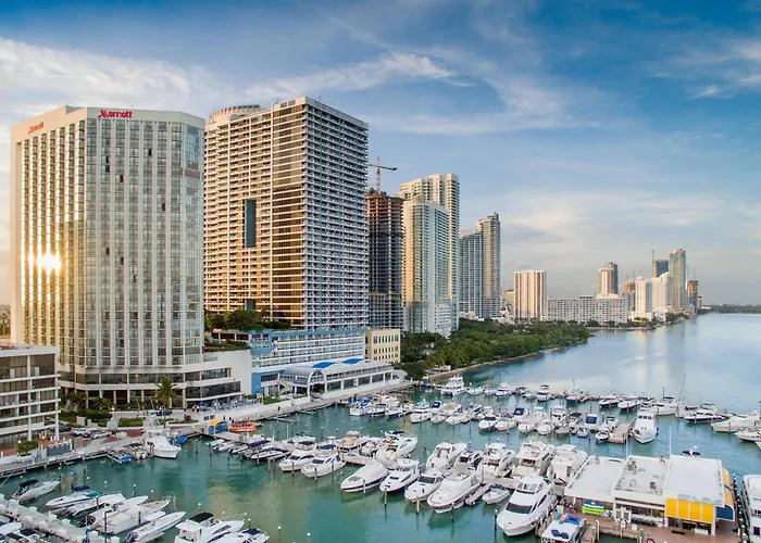 Pet Friendly hotel: Miami Marriott Biscayne Bay
