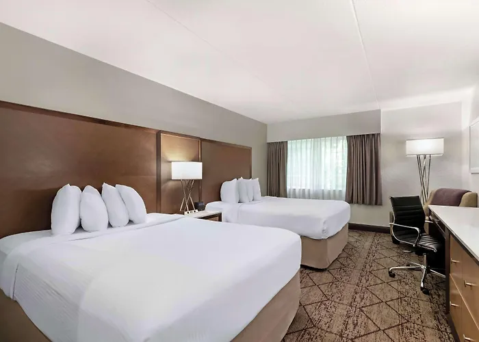Best Western Plus Longbranch & Convention Center