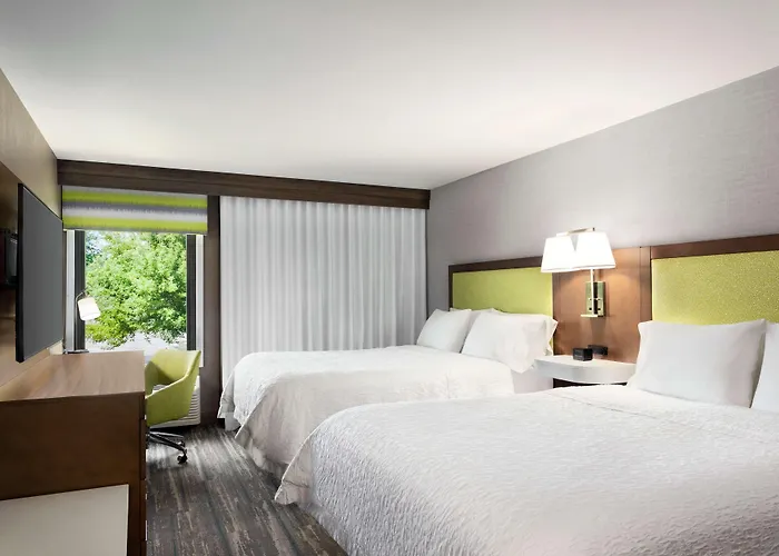 Hotels with a view Hampton Inn Milwaukee Brookfield