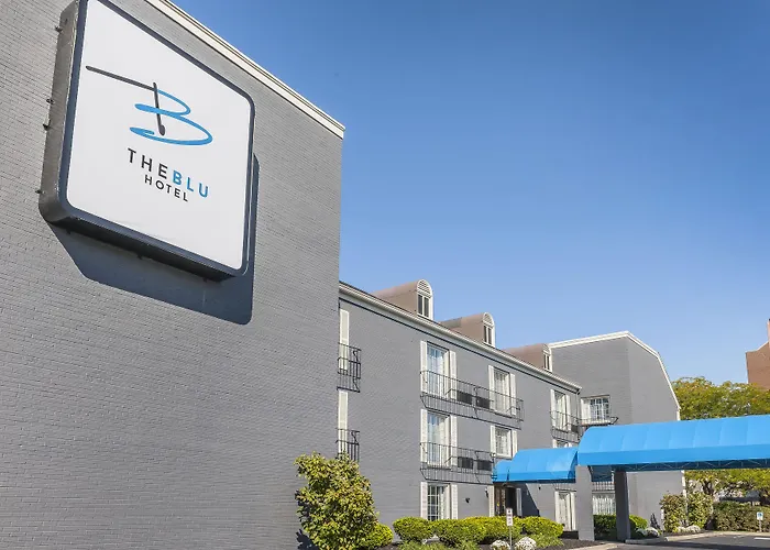 Hotel with view: The Blu Hotel Blue Ash Cincinnati, An Ascend Collection Hotel