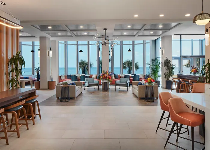 Luxury hotel only: Sheraton Oceanfront Hotel
