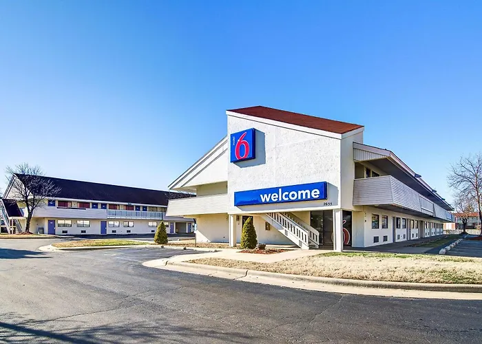 Resort: Motel 6-Springfield, Mo - North