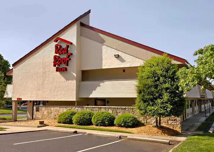 Motels Red Roof Inn Greensboro Coliseum