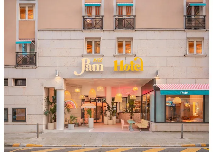 Beach Hotels Nice Pam