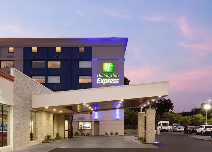 Holiday Inn Express Atlanta Airport - North, An Ihg Hotel