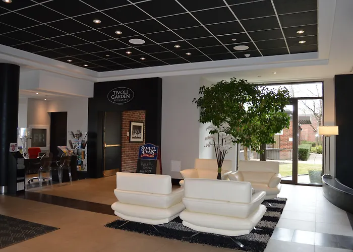 Luxury hotel only: Delta Hotels By Marriott Toronto Markham