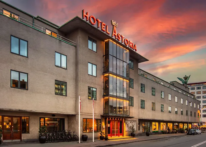 Pets Allowed Hotel Astoria, Best Western Signature Collection
