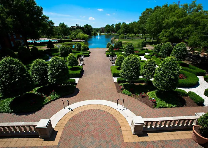 Hotel with view: The Founders Inn & Spa Tapestry Collection By Hilton