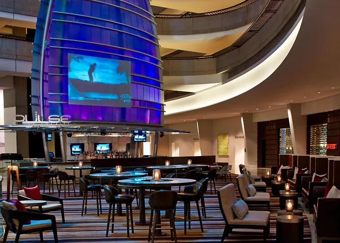 Hotel central: Atlanta Marriott Marquis