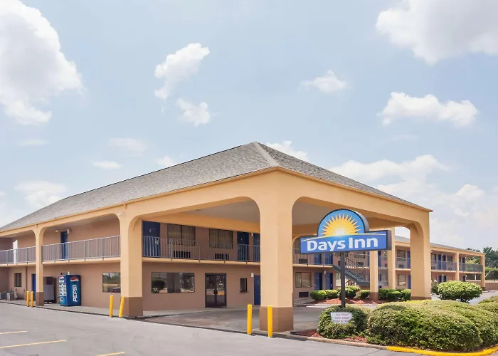 Hotel: Days Inn By Wyndham Clinton