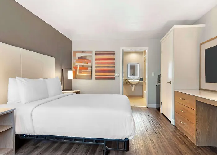 Ping Pong hotel: Best Western Plus Rancho Cordova Inn