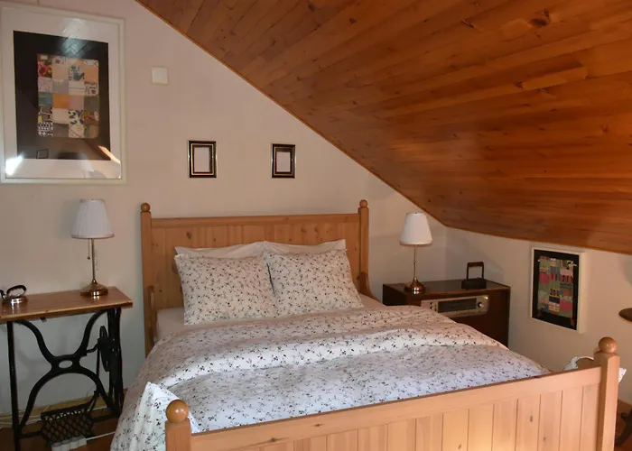 Hotel perto da faculdade: Sintra Small Hostel