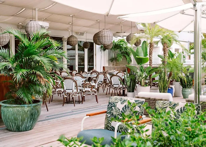Hôtel 5 étoiles: Nautilus Sonesta Miami Beach
