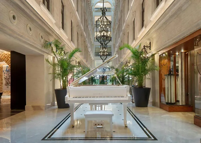 Hotel Spa: Jw Marriott Istanbul Bosphorus