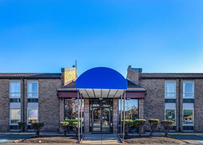 Hotel with view: Days Inn By Wyndham Manassas Battlefield