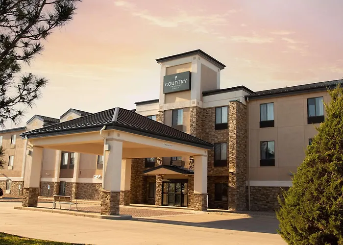 Pet Friendly hotel: Country Inn & Suites By Radisson, Garden City, Ks