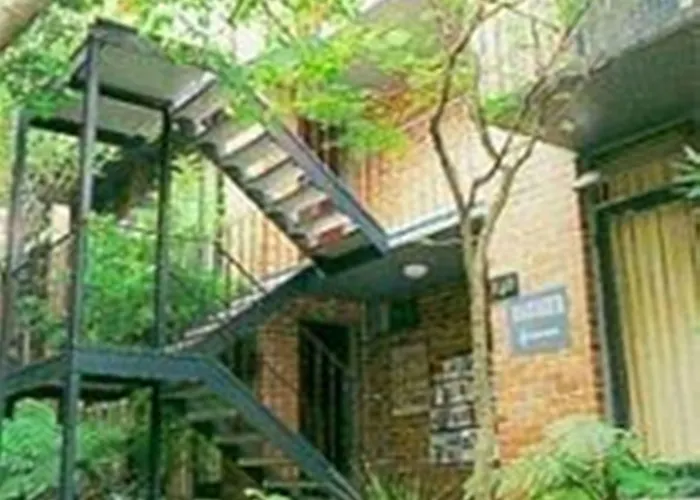 Soya On Davis Apartment