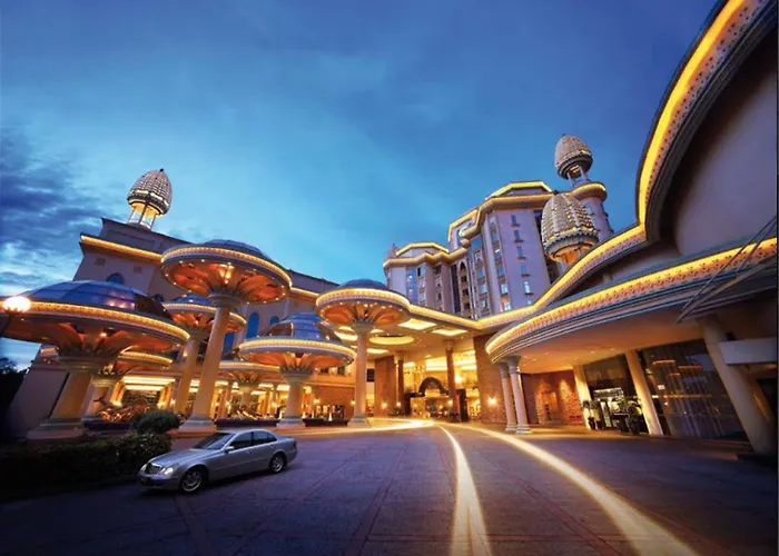 Central hotel: Sunway Resort Hotel