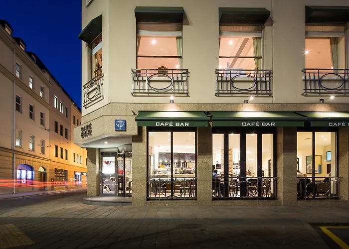 Hôtel central: Pomme d'Or Hotel