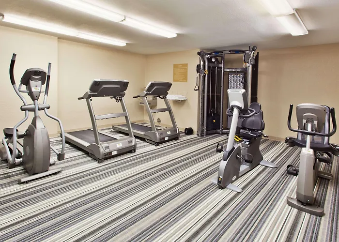 Cheap hotels Sonesta Simply Suites Oklahoma City Airport