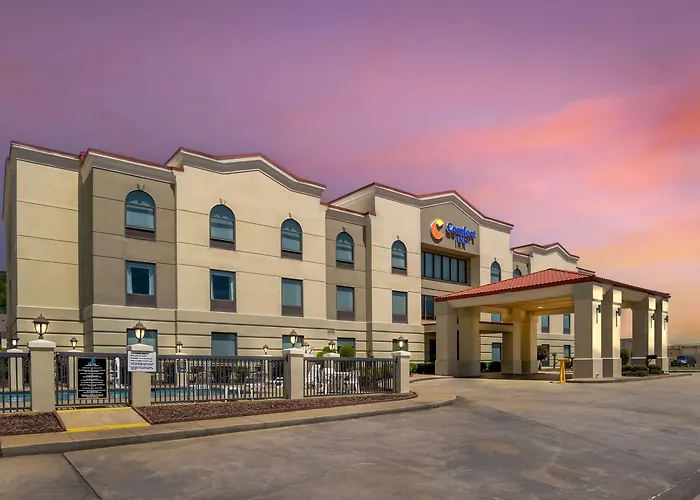 Hotel near College: Comfort Inn Greenville I-65
