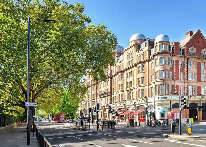 4 star hotel: Hilton London Hyde Park