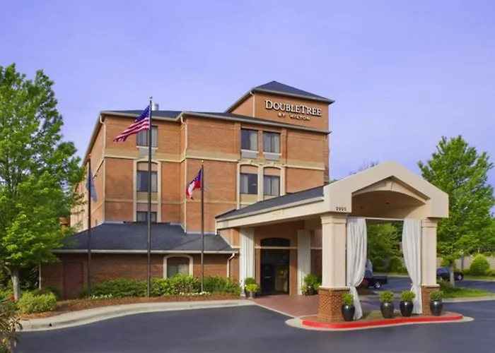 Cheap hotels Doubletree By Hilton Atlanta Alpharetta-Windward