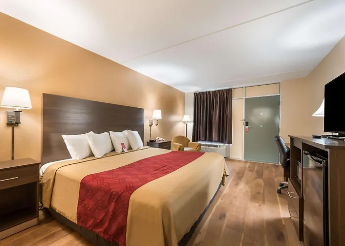 Vacation home: Econo Lodge Cullman South