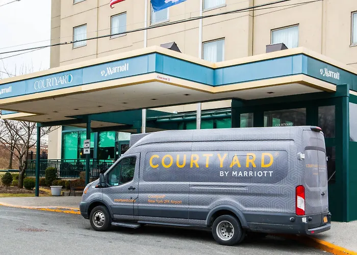Courtyard By Marriott New York Jfk Airport