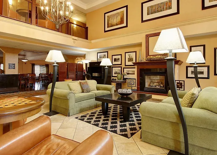 Phoenix Inn Suites