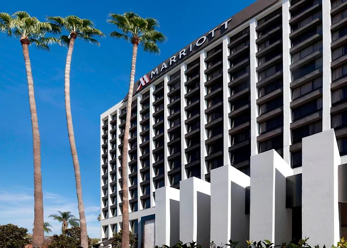 Resort: Beverly Hills Marriott