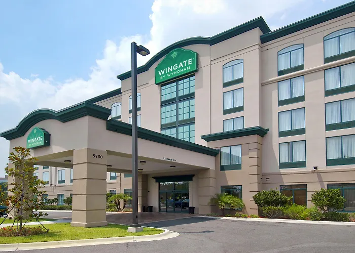 Golf hotels Wingate By Wyndham - Orlando International Airport- Free Hot Breakfast