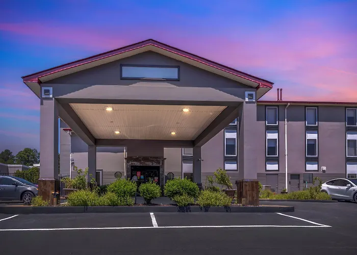 Hotel: America'S Best Value Inn & Suites-Clinton